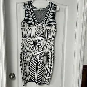 JOHN + JENN knit fitted dress size M